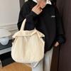 A Large-capacity Commuting Single-shoulder Bag That Is Fashionable, Versatile and Simple, Carrying A Crossbody Bag