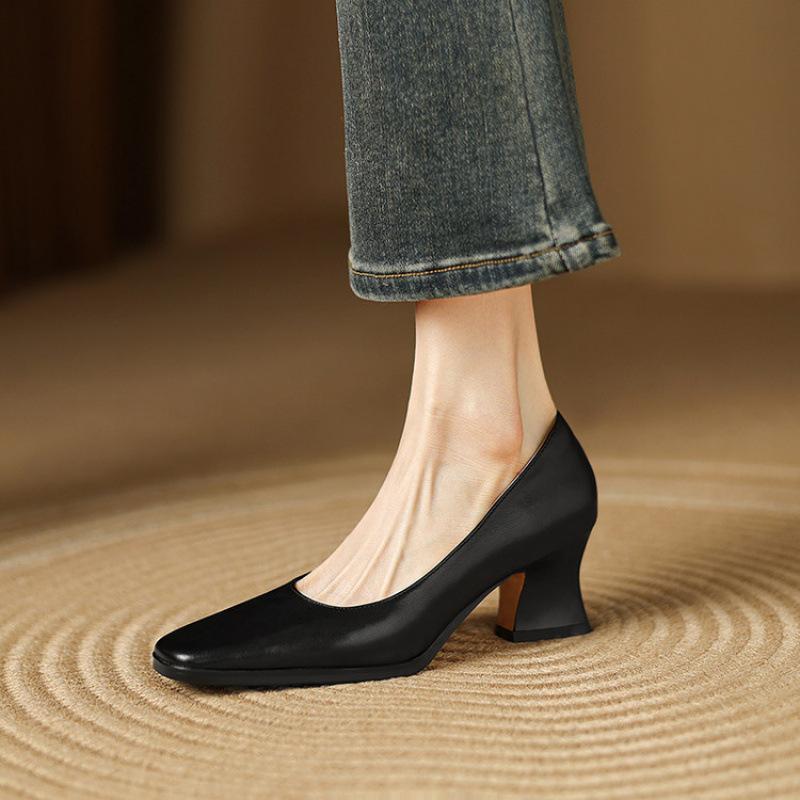 New women's fashion single shoes square head one pedal thick heel small leather shoes women's solid color casual leather large size shoes middle heel