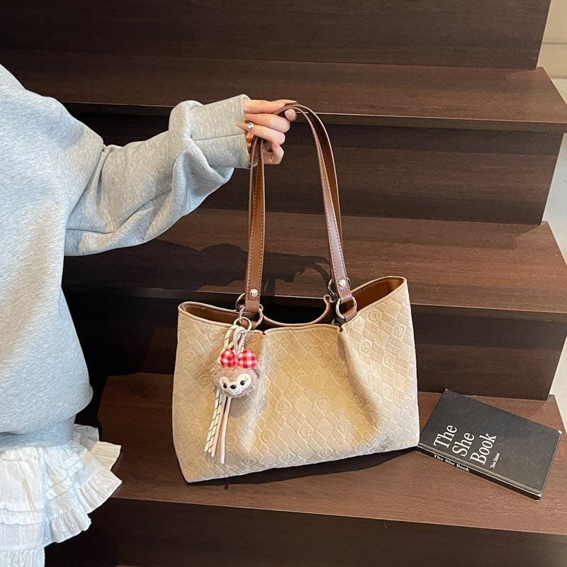 Commuter retro matte bag autumn and winter new large-capacity suede shoulder bag going out to work tote bag