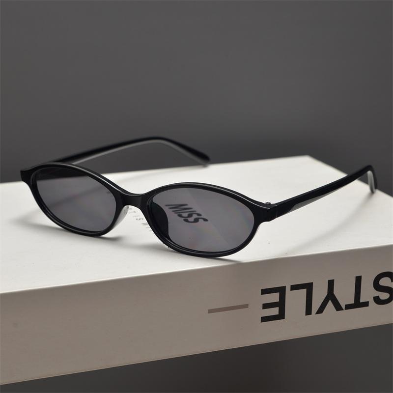 

Sexy Small Cat Eyes Women S Sunglasses New Fashion Leopard Brown Sun Glasses Female Retro Colorful Shade Eyeglass