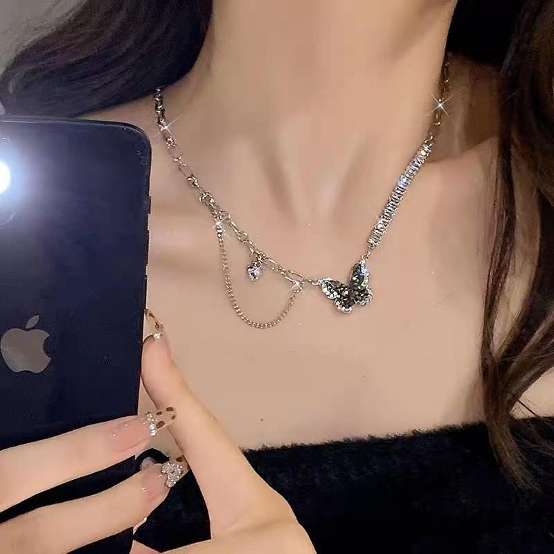 Hip Hop Versatile M Letter Pendant Titanium Steel Men's Ins Tide Cuban Chain Simple Cold Wind Accessories