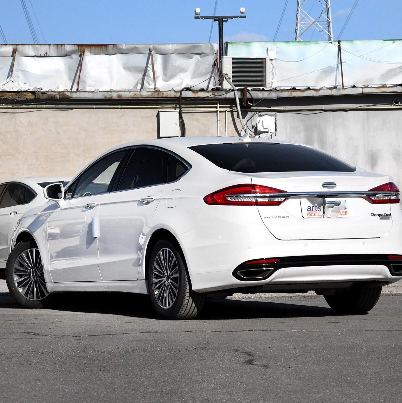 

Брызговики Форд Мондео (2013-2025) - Индивидуальная модификация, новый дизайн