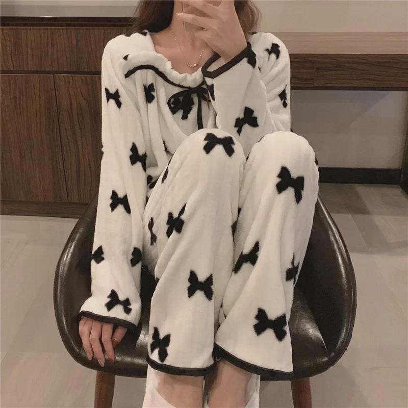 "Cozy Coral Fleece Pajamas for Women: Cute Princess Style, Thick Flannel, Perfect for Autumn & Winter"