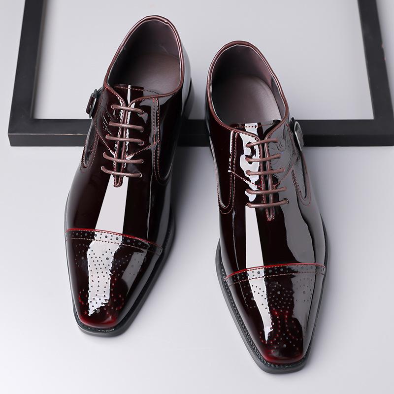 Men's shoes casual shoes young men's suits trendy leather shoes business Hong Kong-style engraved pointed tip slip-resistant large size