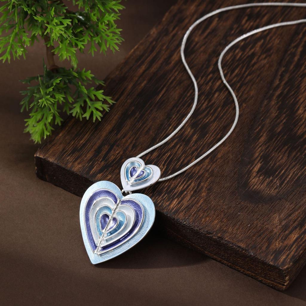 New Enamel Geometric Love Pendant Women's Fashion High Sense Heart-shaped Versatile Necklace