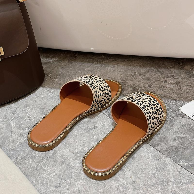 Large Women's Shoes 2024 Summer Flat Heel Slippers Fashion Leopard Print Indoor Slippers Women's Beach Shoes Pantuflas De Mujer