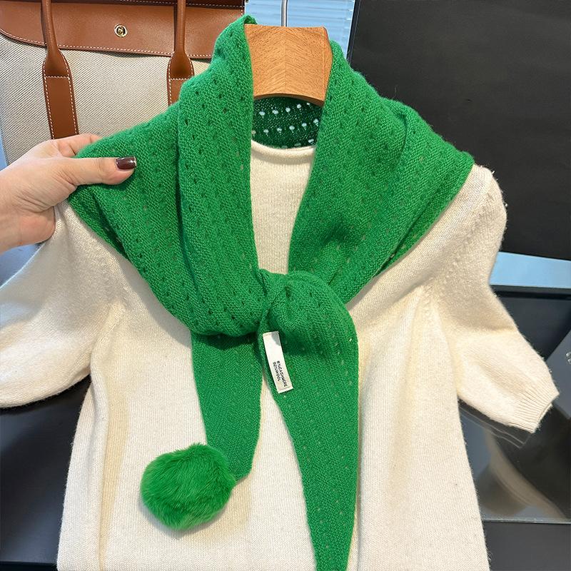 100% Wool British Triangular Scarf Scarf for Women Head Scarf Knitted Scarf Warm Soft Cashmere Poncho Echarpe Stole Party