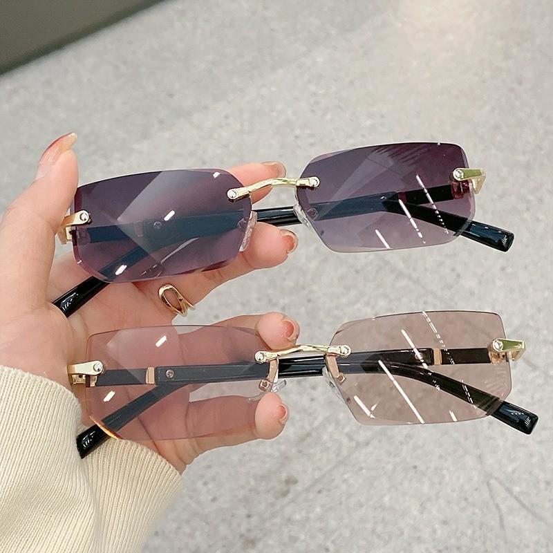7PCS Sunglesses for Women Fashion Rimless Beach Gradient Sungl Fashion Eyewear UV400 Eyegles
