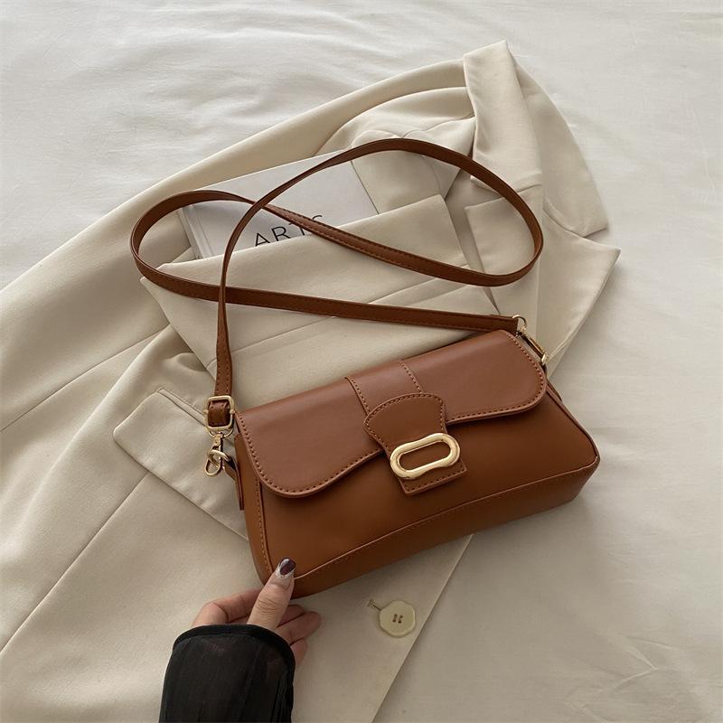Niche Design Texture Hand Bag 2024 New Foreign Style Simple Casual Foreign Style Personalized Shoulder Armpit Messenger Bag