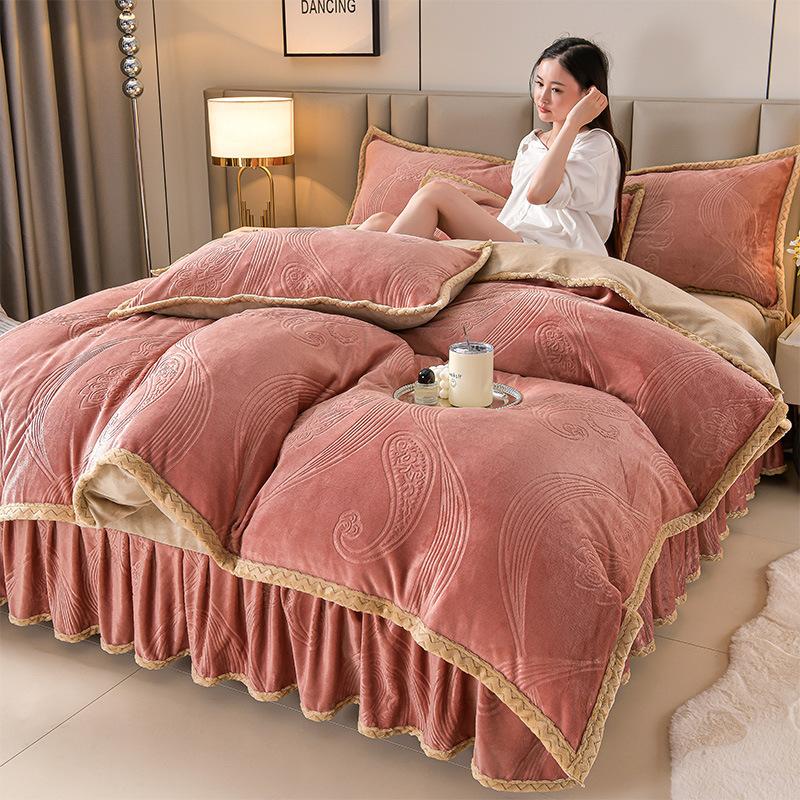 Class A Maternal And Infant Grade High-Gram Carved Fleece Milk Fleece Bed Skirt4-Pcs Set, Winter Double-Sided Fleece Quilt Cover