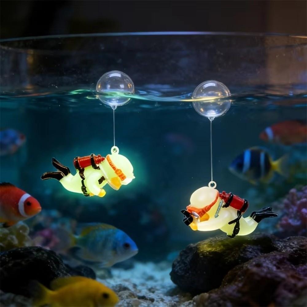 Floating Design Fish Tank Decoration Resin Mini Diver Ornament Aquarium Decoration  Fish Tank