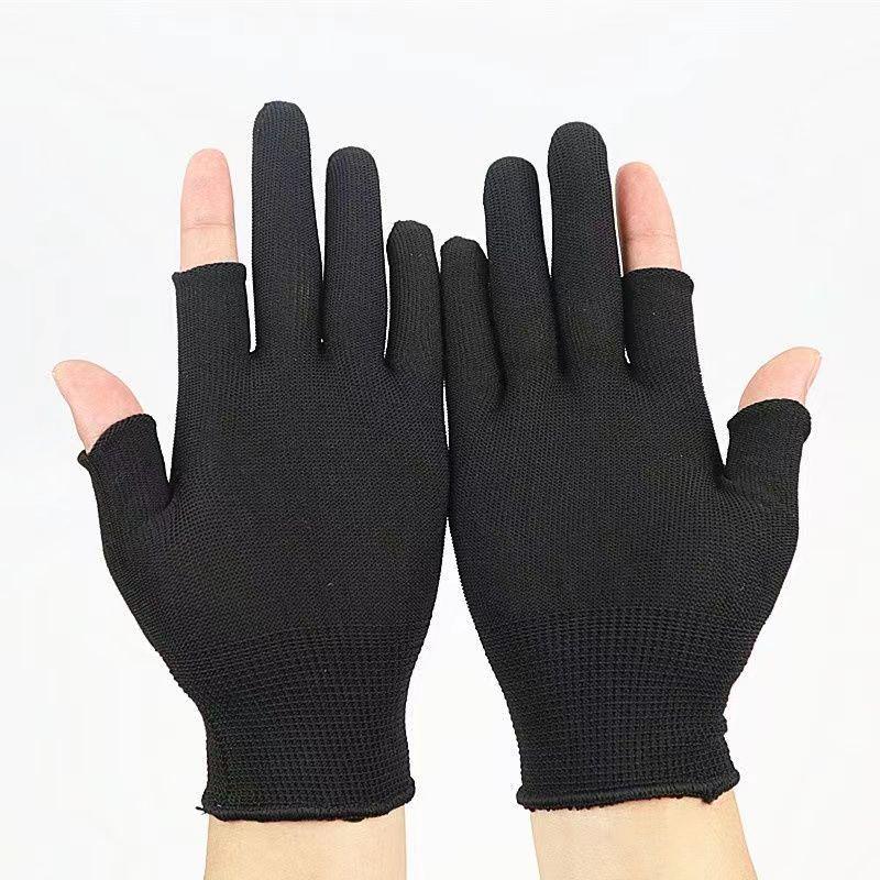 Breathable Anti-Slip Half-Finger Cycling Gloves with Touchscreen Capability In Gray/Black.
