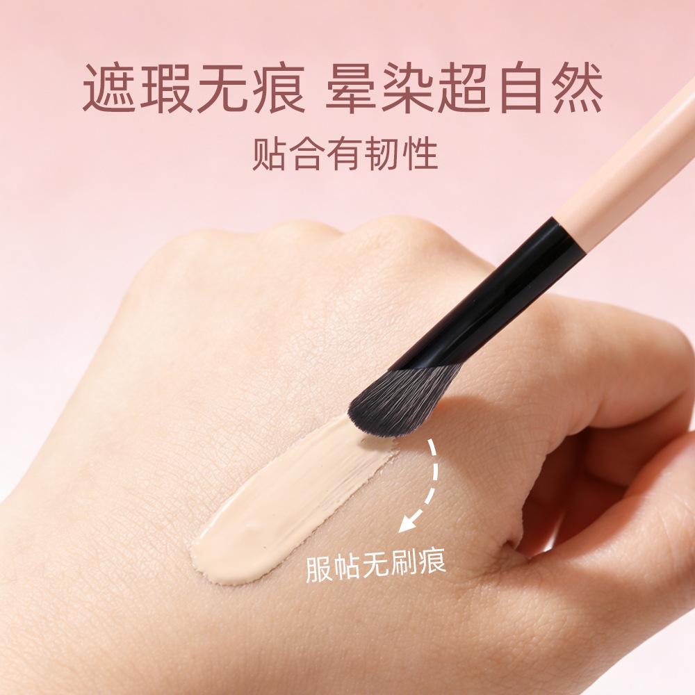 Rosa Glasur Serie Concealer Pinsel Schönheitswerkzeug Einzelner Make-up-Pinsel Cangzhou Smudge Tragbar Aluminiumrohr Make-up-Werkzeug
