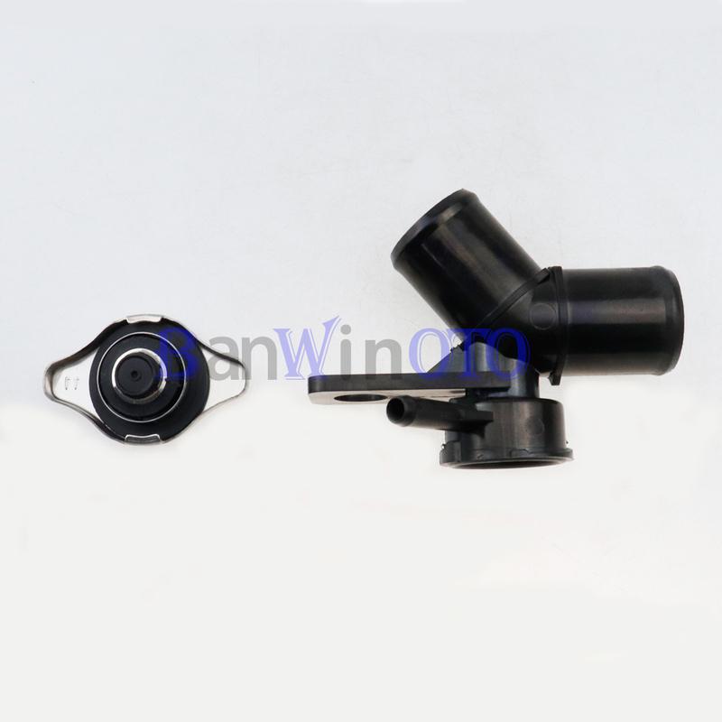17910-65J00 Konektor tělesa termostatu chladiče Hrdlo pro plnění vodní příruby pasuje na 2009-2013 Suzuki Grand Vitara 2.4L 1791065J00