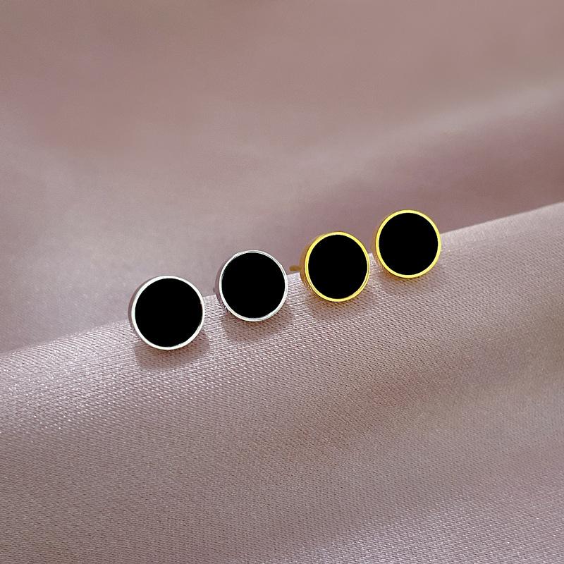 Round Shell Minimalist Stud Earrings Cold Men'S And Women'S Earrings Personality Temperament Banquet Earrings
