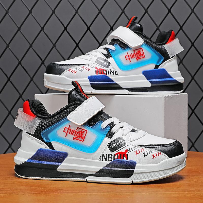 

Classmate boys shoes 2025 spring new casual board shoes middle and older children running sports shoes student tide shoes boy 39