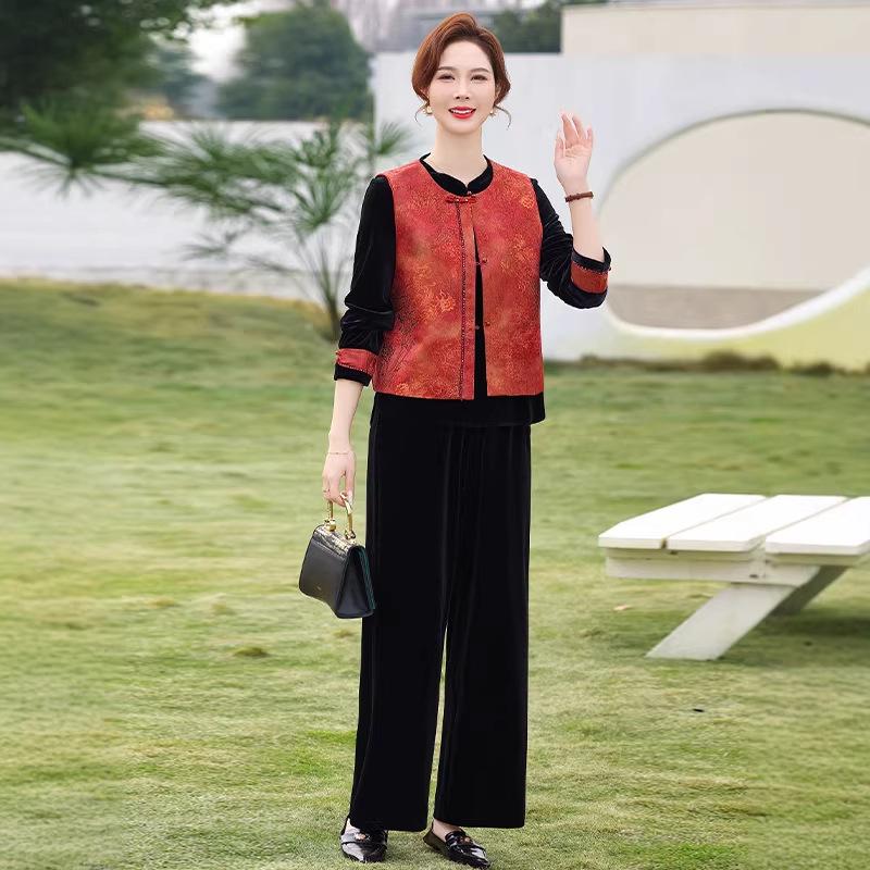 Chinese Gold Velvet Vest Set for Middle-Aged Women - Spring/Autumn Noble Lady Style
