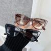 Stilvolle quadratische Sonnenbrille Damen Herren Klassische Retro Modebrille Lässig Weiblich Männlich