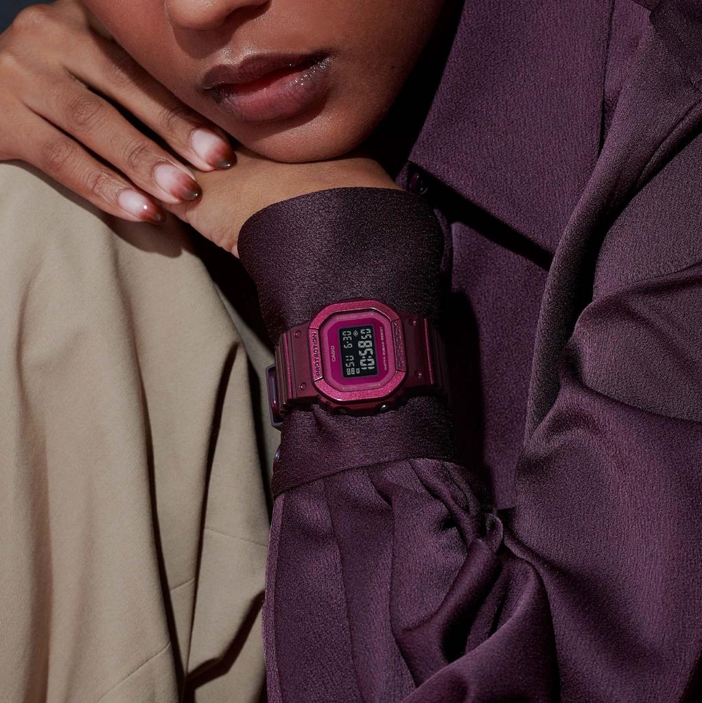 Hodinky Casio Červené G-Shock GMD-S5600RB-4JF