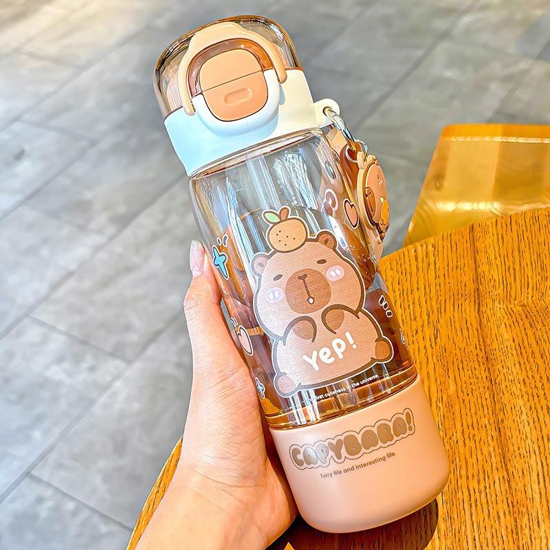 Tasse à Boire Portative à Couvercle à Ressort avec Bouchon Paille Capybara Dessin Animé Créatif Ustensiles de Boisson Double Ouverture Plastique Bouteille Capybara pour Enfants Cadeau