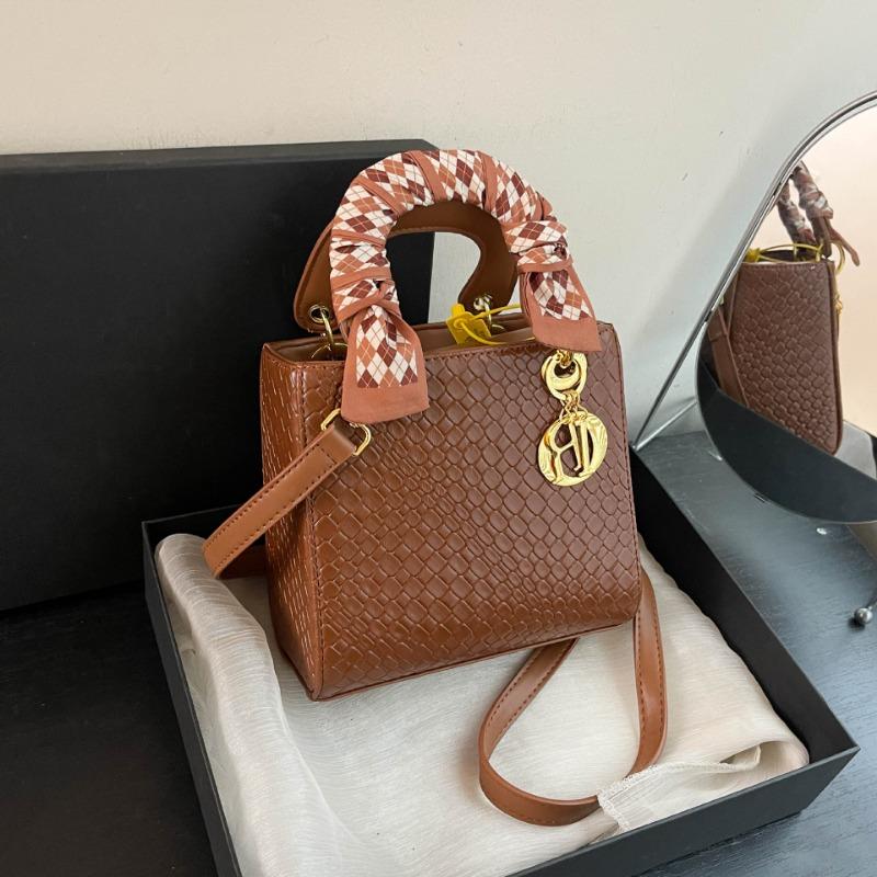 

Маленькая квадратная сумка женская новая на плечо сумка-мессенджер сумочка плетеный ремень шелковый шарф сумка принцессы Дианы коричневый