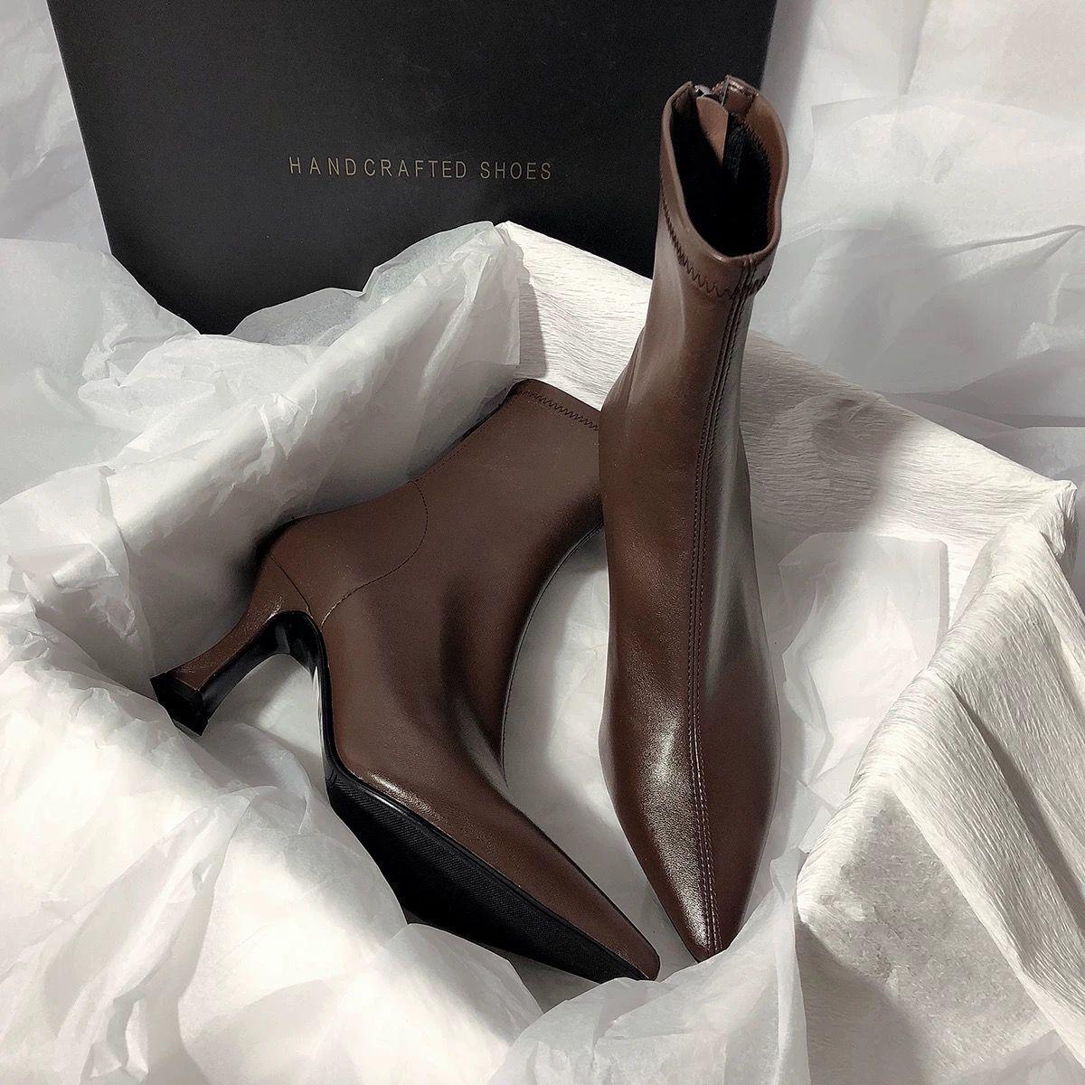 

Жіночі ботильйони на шпильці 2025 – Стрункі, стильні, з короткою халявою та гострим підбором Heel Pad - 3 Pairs темно-коричневого кольору