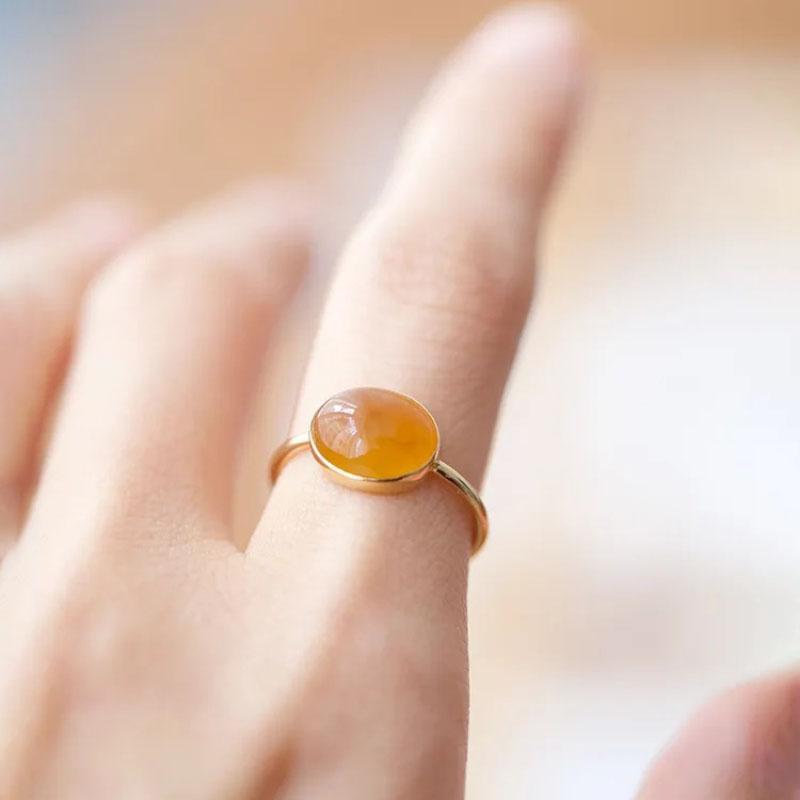 

Natural Yellow Chalcedony Rings for Women Classic Design Fresh Glossy Simple Oval Ring New in Party Suitable for Daily Jewelry resizable жовтий