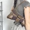 Retro Patchwork Achselhöhen-High-End-Motorrad Hot Girl High Looks Vielseitige Einzel-Schulter-Baguette-Tasche