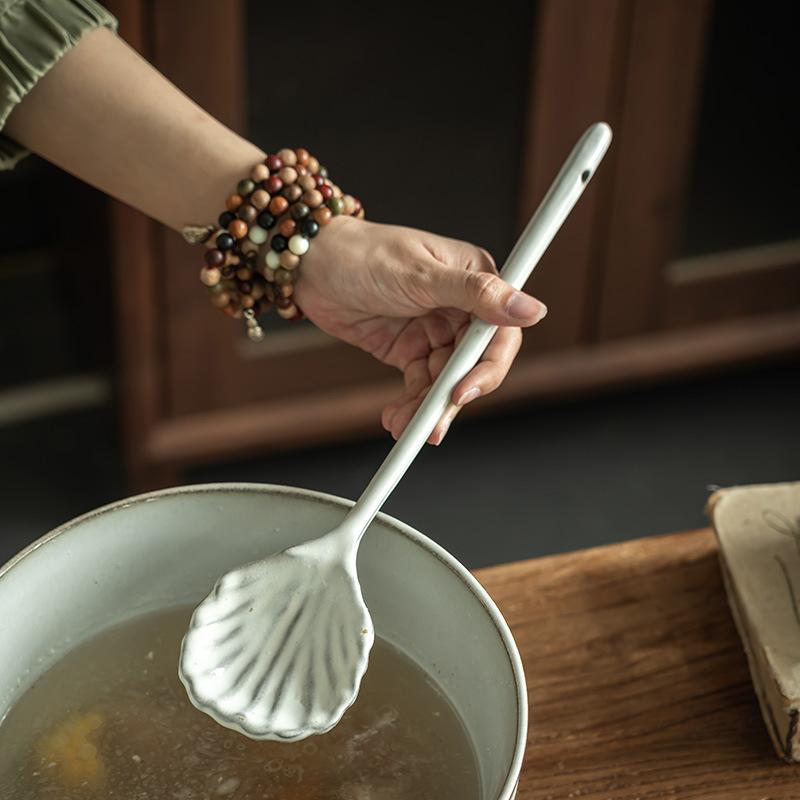 Unique Rare Long-Handled Scallop Spoon, Relief Ceramic Spoon, Household Tableware Spoon, Hotel Creative Meal Spoon