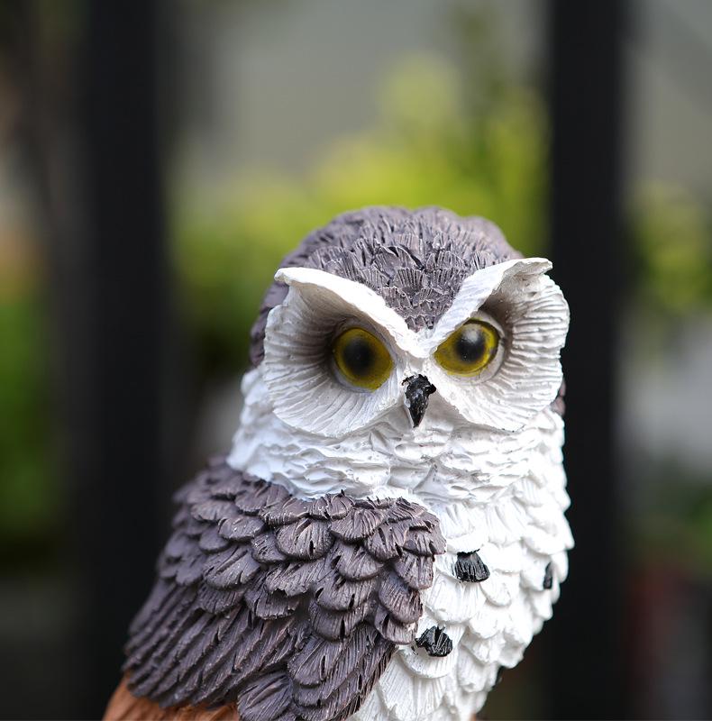 Solar-Powered LED Owl Garden Lamp - Resin Animal Yard Decor