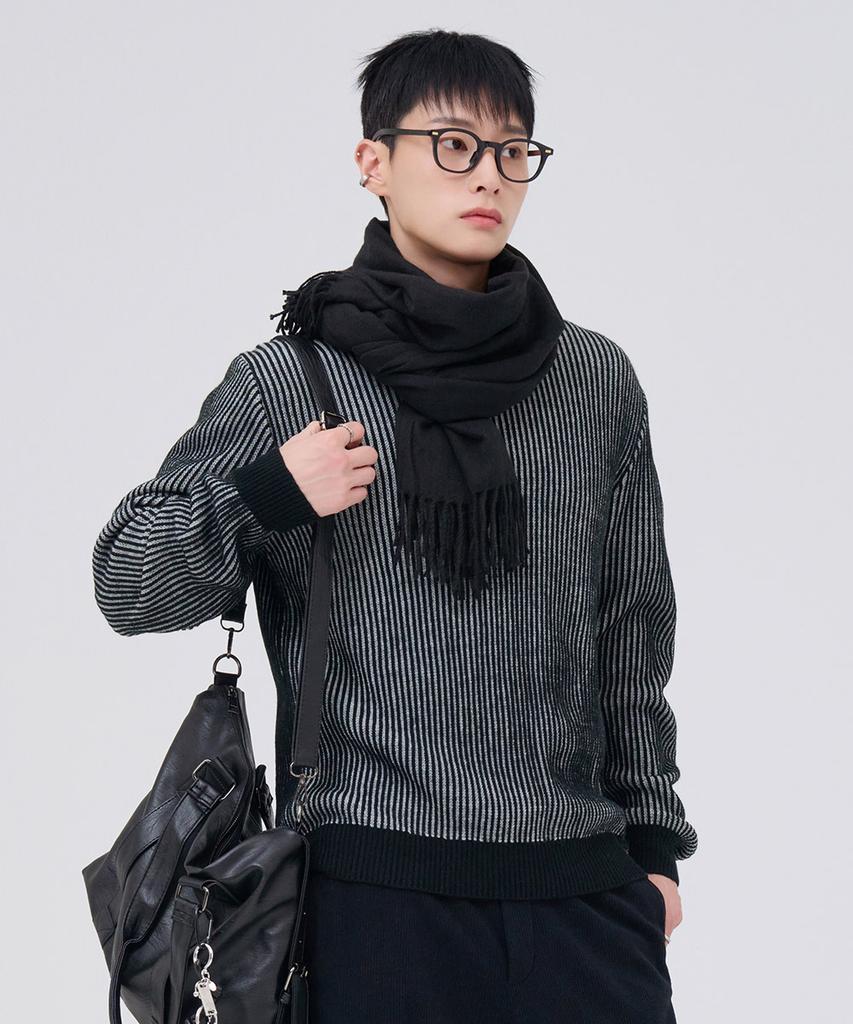 CHASECULT Men'S Two-Tone Round Sweater - Black