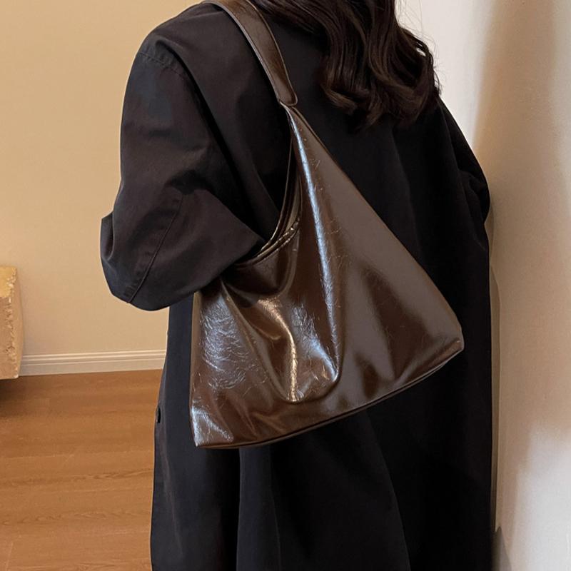 Yogodlns Soft PU Leather Quality Underarm Bag Vintage Wine Red Ladies Shoulder Bag Commuter Large Handbag Women's Versatile Tote Bag