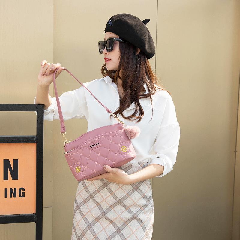 Winter Crossbody Women's Small Bag Mom's One Shoulder Rhombus Versatile Underarm Bag Casual Versatile