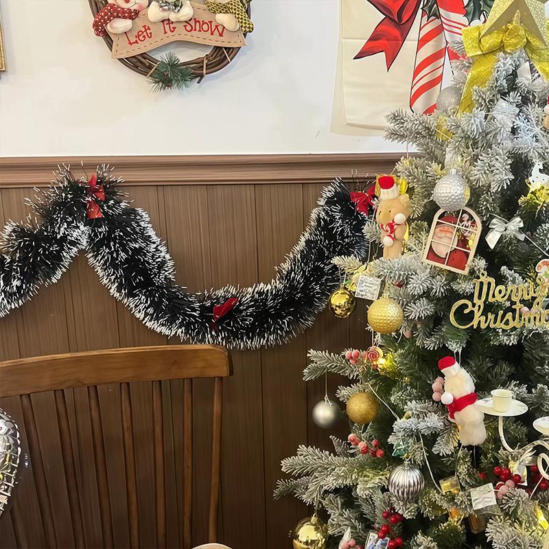 Encrypted Dark Green And White Bordered Christmas Frilly Stripe Decorations Madder Garlands And Wire Wreaths