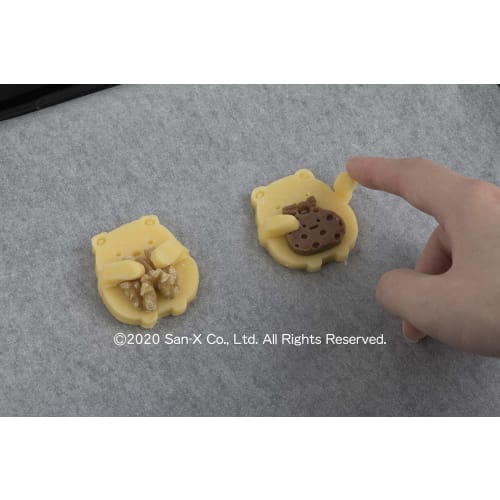 Kai KAI Cookie Cutter Stamp That Allows You To Create Facial Expressions Cuddle Cutter Set Sumikkogurashi Polar Bear Furoshiki Made In Japan DN0501