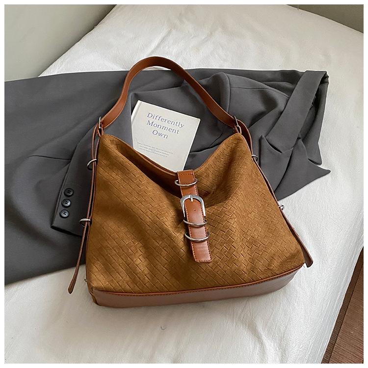 

Retro high-value temperament tote bag 2025 new backpack women s fashion large-capacity shoulder bag messenger bag