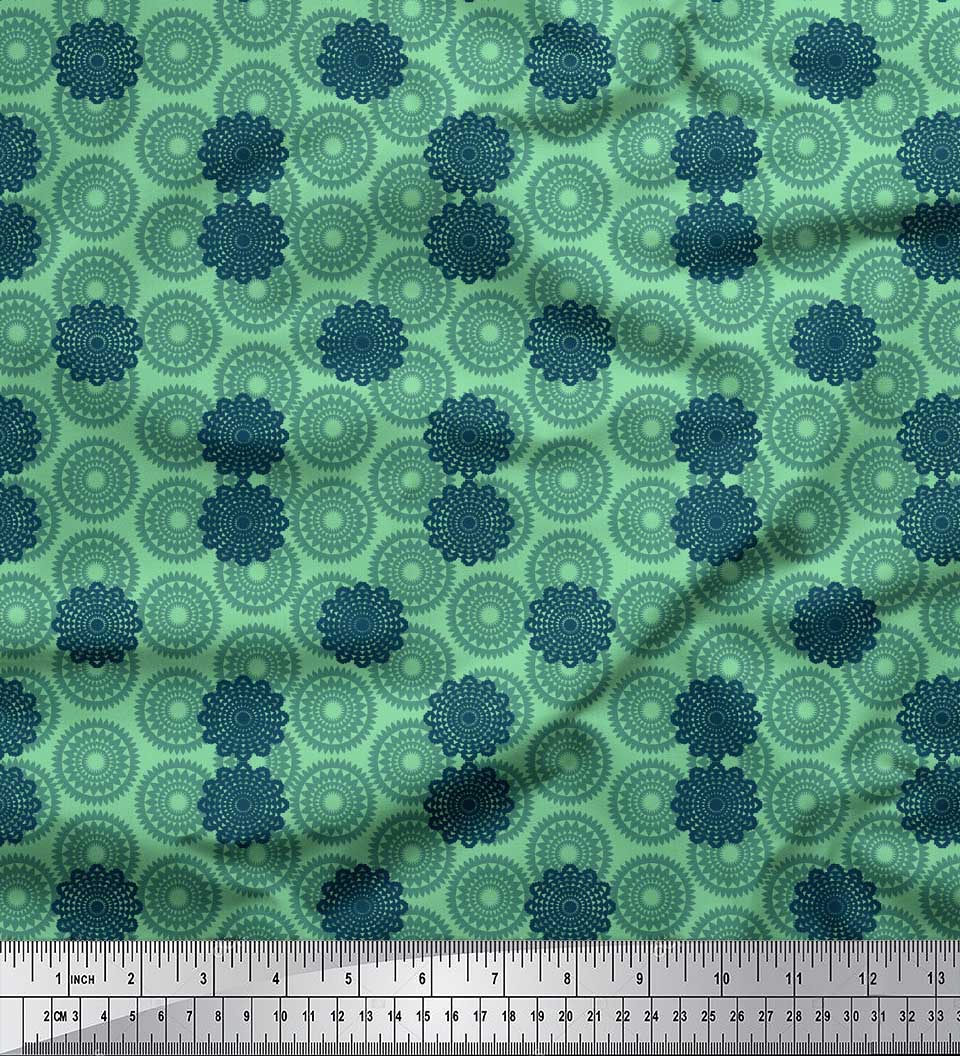 

Тканина Soimoi Blue Japan Crepe Satin Тканина Mandala з геометричним принтом на метри 42 дюйма 42 Inch Wide - Poly Crepe зелений