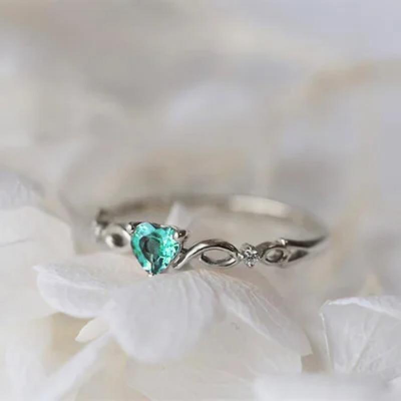 Huitan – bague en forme de cœur Simple pour femmes, jolie bague romantique, cadeau d'anniversaire pour petite amie, bijoux en pierre de Zircon à la mode