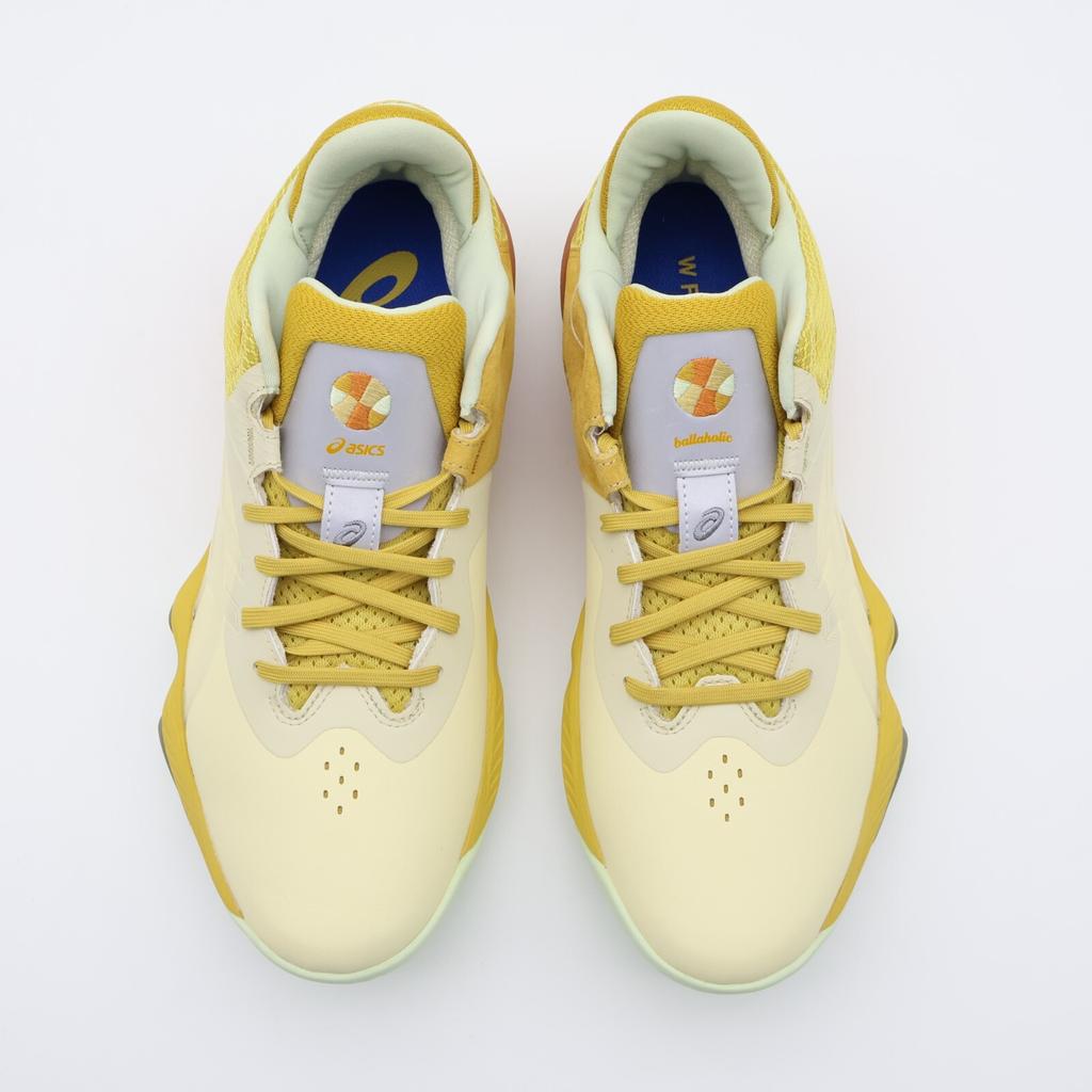 1061A050-250 Ballaholic Asics Nova Surge Low Vanilla Mineral Brown (Men's)