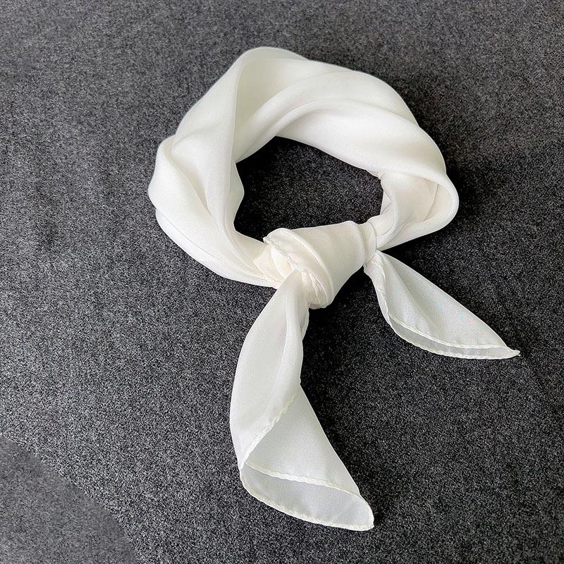 Japanese Sweet Silk Chiffon Silk Scarf Tie-Dyeing Blue Dyeing Grass And Wood Hand-Dyeing Special White Natural Material Scarf