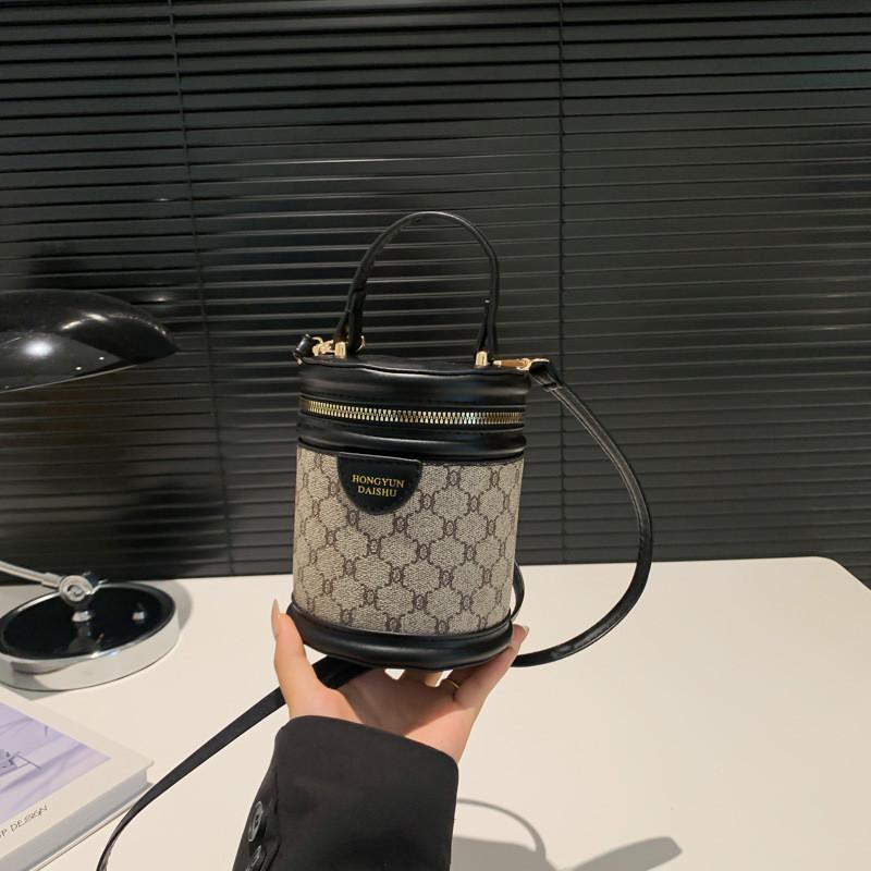 Stilvolle Sommer-Eimer Tasche Für Damen In Schwarz Weiß Grün Khaki Und Rosenrot