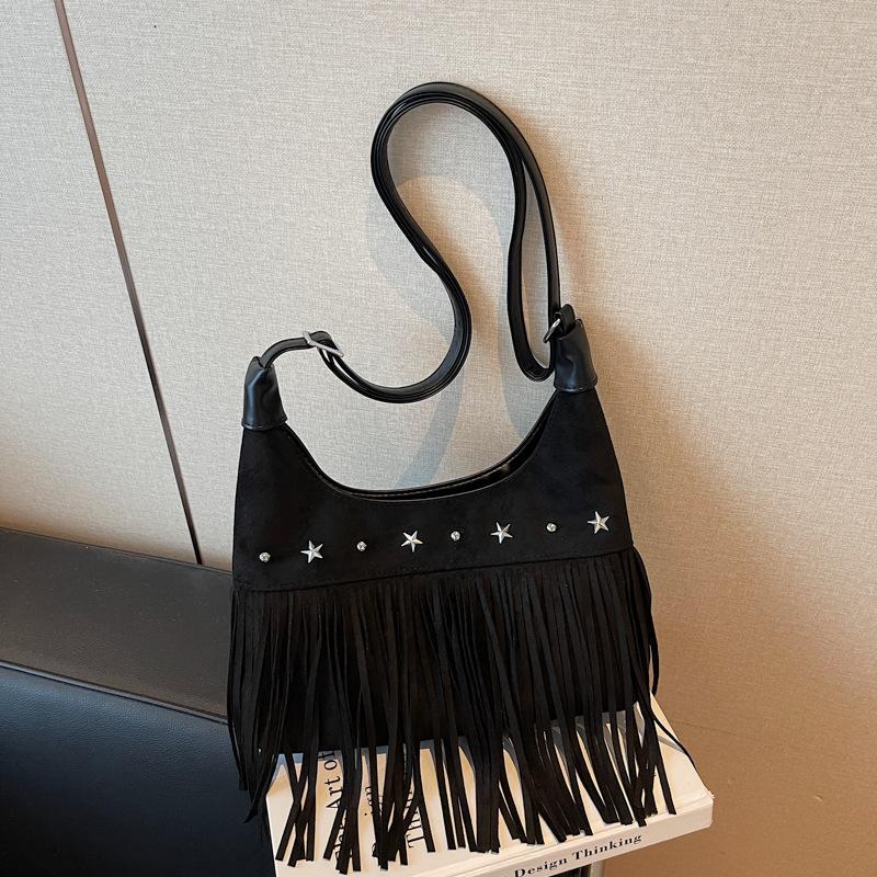 Retro Frosted Suede Tassel One Shoulder Bag Women Autumn Winter Vintage Rivet Zipper Large Capacity All-Match Crossbody Bags