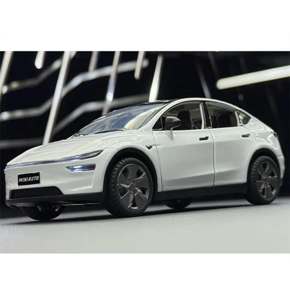 1/32 Tesla Model Y 2026 SUV Alloy Car Model Diecasts Metal New Energy Vehicles Car Model High Simulation Sound and Light Kids Toy Gift