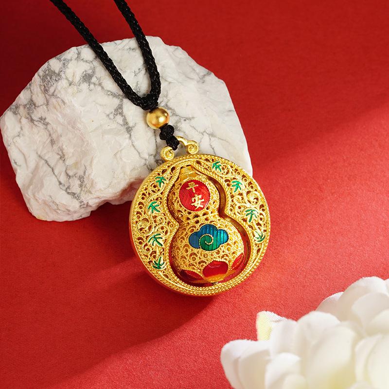Gourd Three-dimensional Rotatable National Trend Carved Auspicious Cloud Temperament Jewelry Necklace Pendant