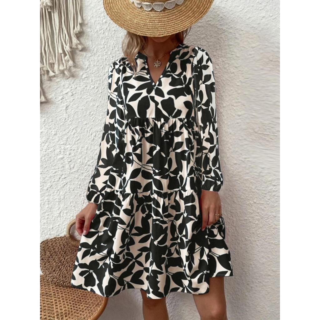 Women's Bohemian Fashion Long Sleeve Loose V-neck Pleated Printed Dress
