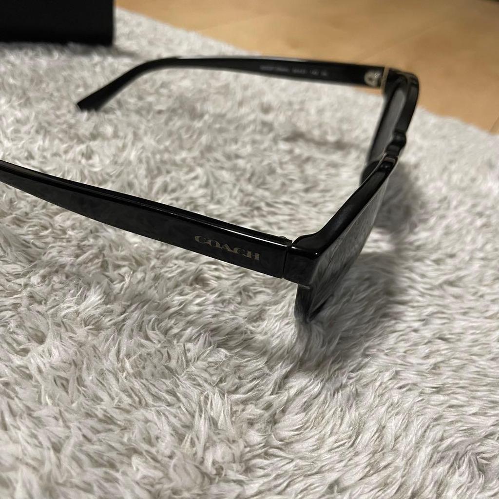 Used COACH sunglasses HC8275 Wellington with case Good condition