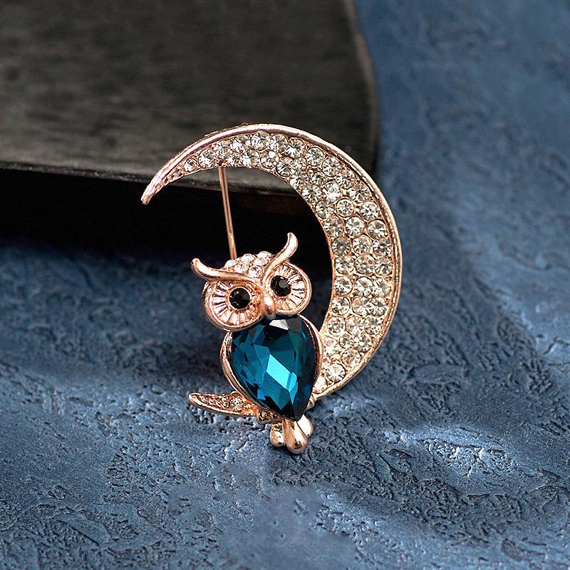 

Korean Cute Owl Rhinestone Brooch - Cartoon Animal Anti-Exposure Pin for Suit. серый