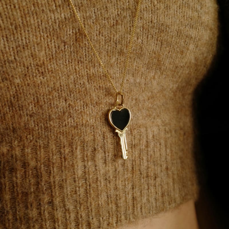 Fiore Stone Heart Key Long Necklace (gold)