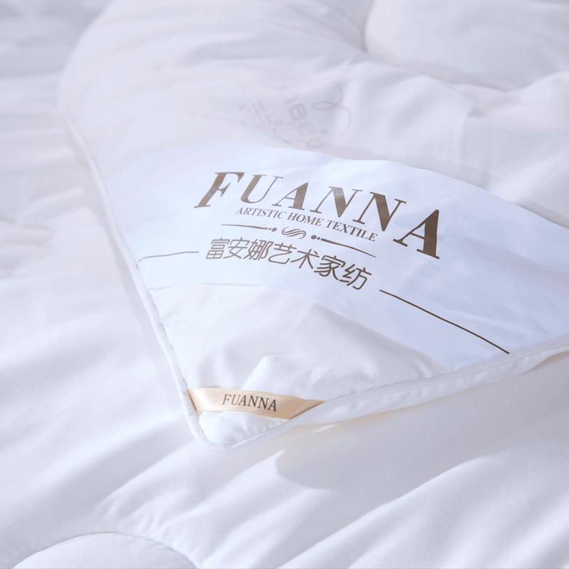 FUANNA Warm Australian Wool Blend Quilt