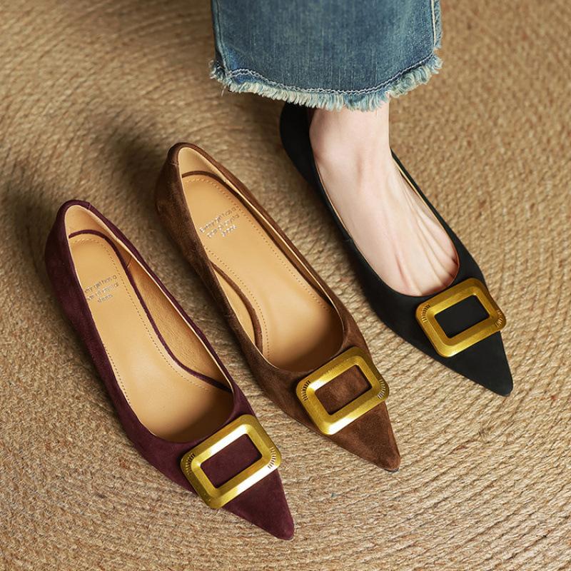 Versatile four-season shoes spring and summer new French pointed women's single shoes light mouth thin heel foot cover black professional commuting